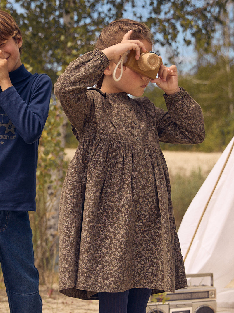 tmp/68893507776/files/8ebc76ae-f116-4aaa-b220-96ed2d80175c/26H2PF91ROB_007_24290f1d0-8ffb-4ab5-bba8-6cb022261028.jpg