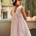 Robe rose à broderies fleuries