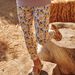 Legging écru à motif oranges et fleurs