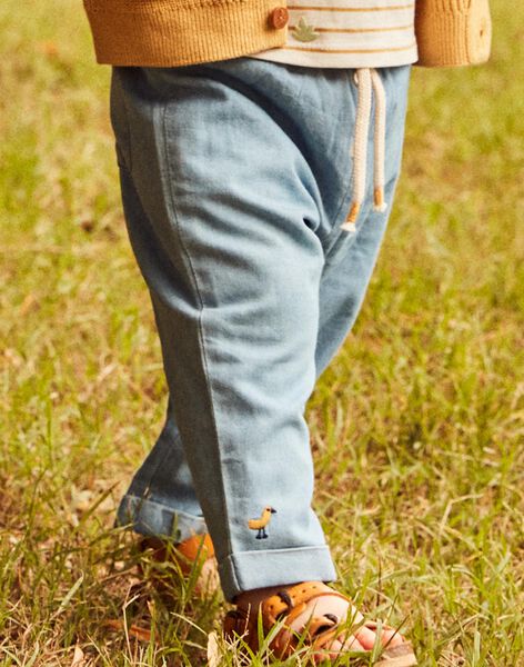 Pantalon en light denim bleu avec broderie oiseau FAANDY / 23E1BG82PANP272