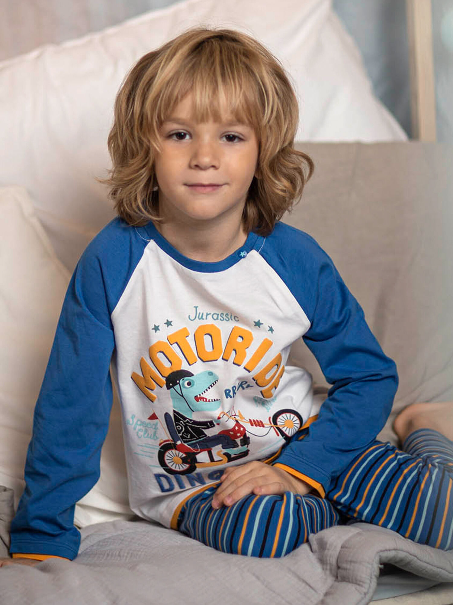 Ensemble pyjama motif dinosaure a moto enfant garcon