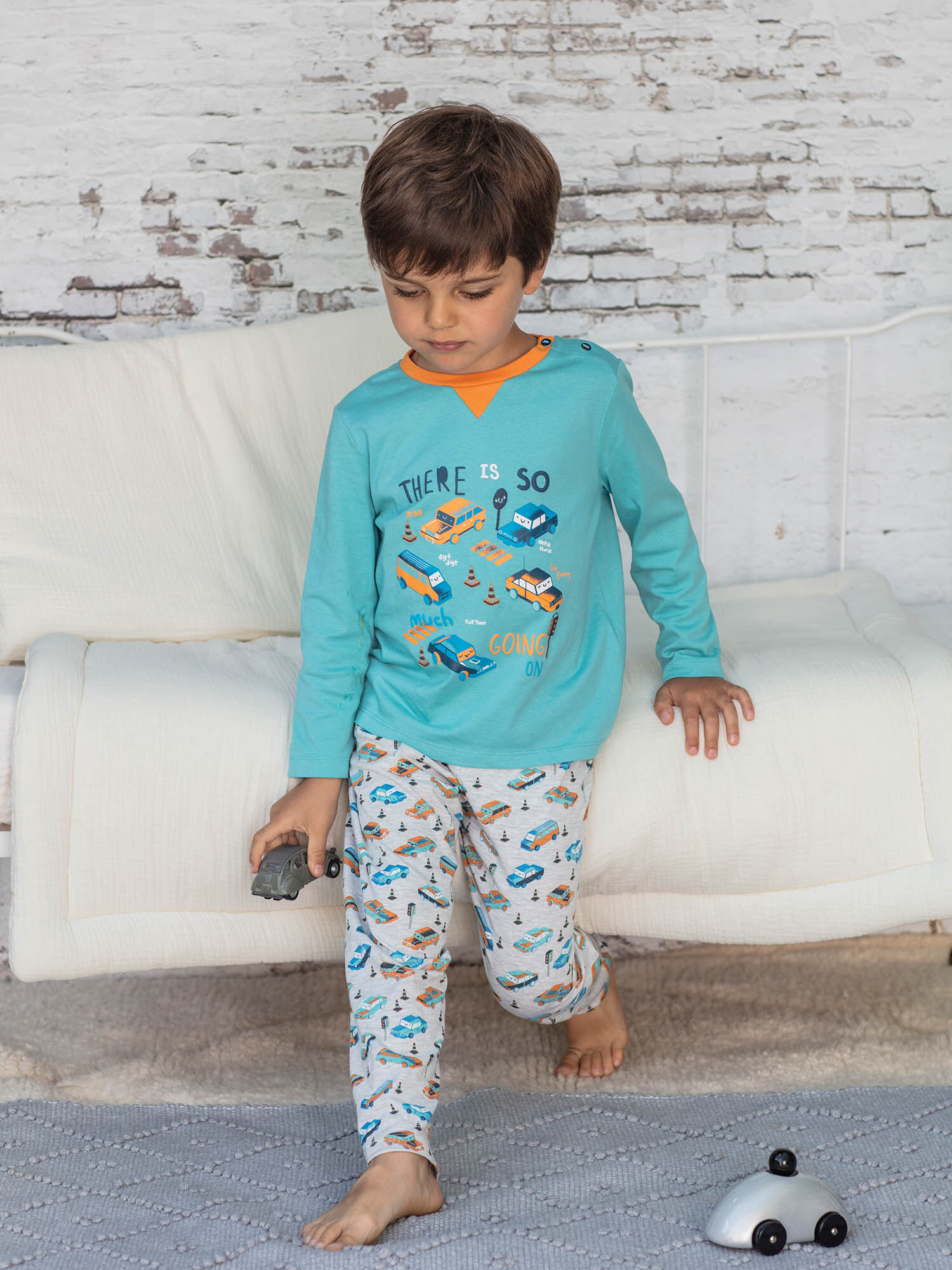 Pyjama manches longues turquoise a motifs voitures et circulation enfant garcon Garcon Sergent Major