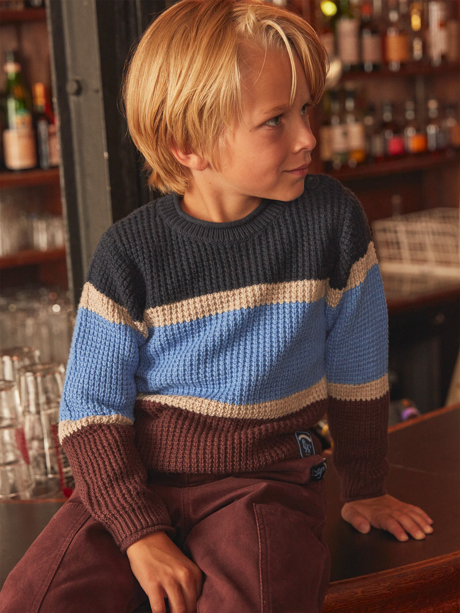 Pull chocolat manches longues