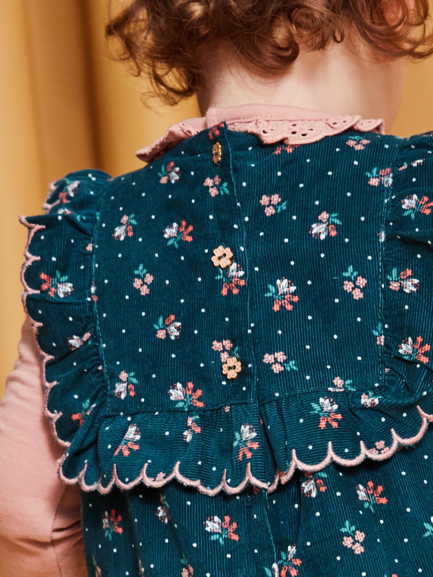 Tenue Barboteuse et Maille jolies