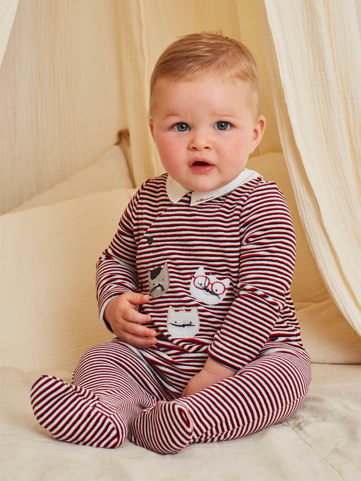 Grenouillère velours sales bébé garçon