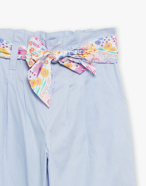 Pantalon ciel avec ceinture à imprimé fleuri FLEMETTE / 23E2PFS1PAN020
