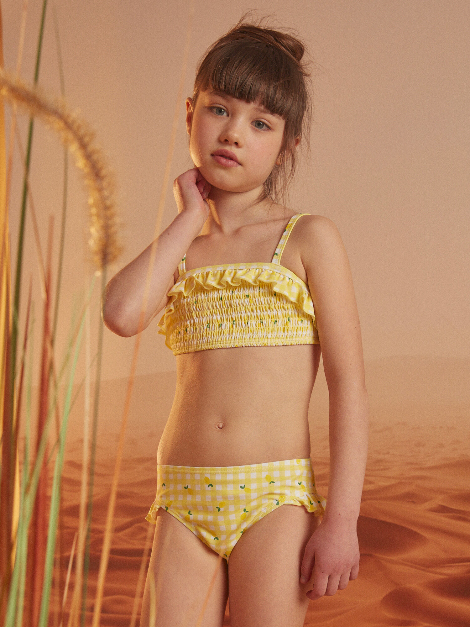 Maillot de bain pour fille de 11 ans sale