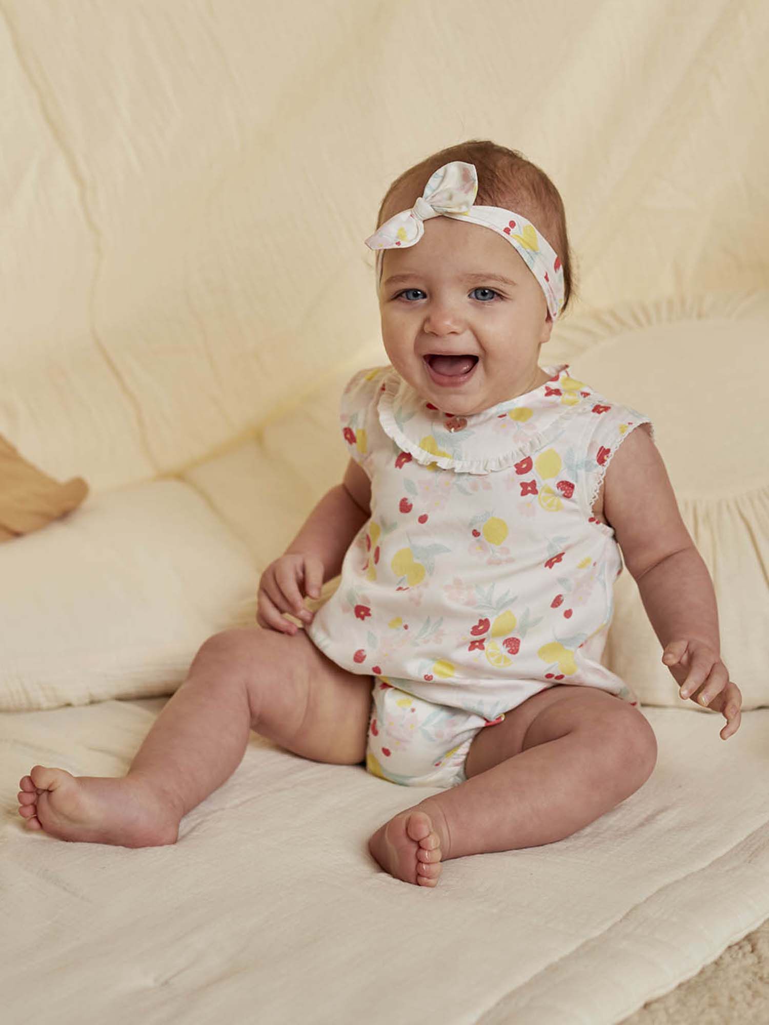 Barboteuse en satin de coton blanc et bandeau a imprime fruit et fleur naissance fille Fille Sergent Major