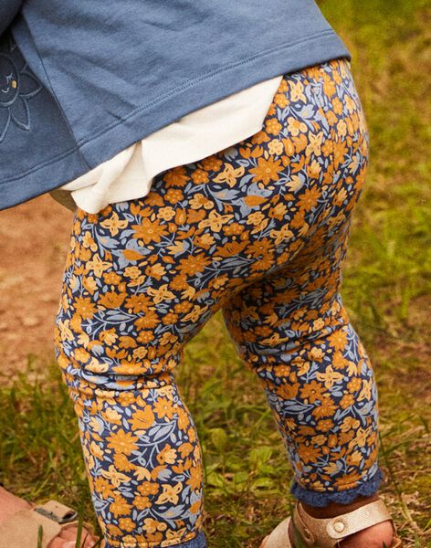 Chemisier écru avec legging et bandeau bleu marine à fleurs 23E1BF81ENS001