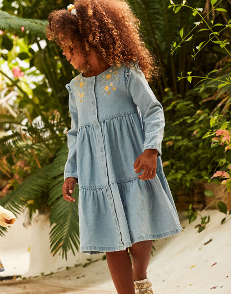 Robe en denim bleu à broderies fleuries FADENETTE / 23E2PF81ROBP272