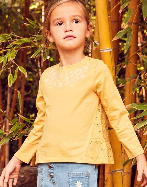 T-shirt jaune mimosa à broderies fleuries FAJONETTE / 23E2PF82TMLB105