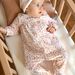 Pyjama et bonnet en velours rose clair