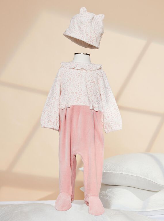 Grenouillère et son bonnet en velours rose poudré et écru 23E5BF91GRE001