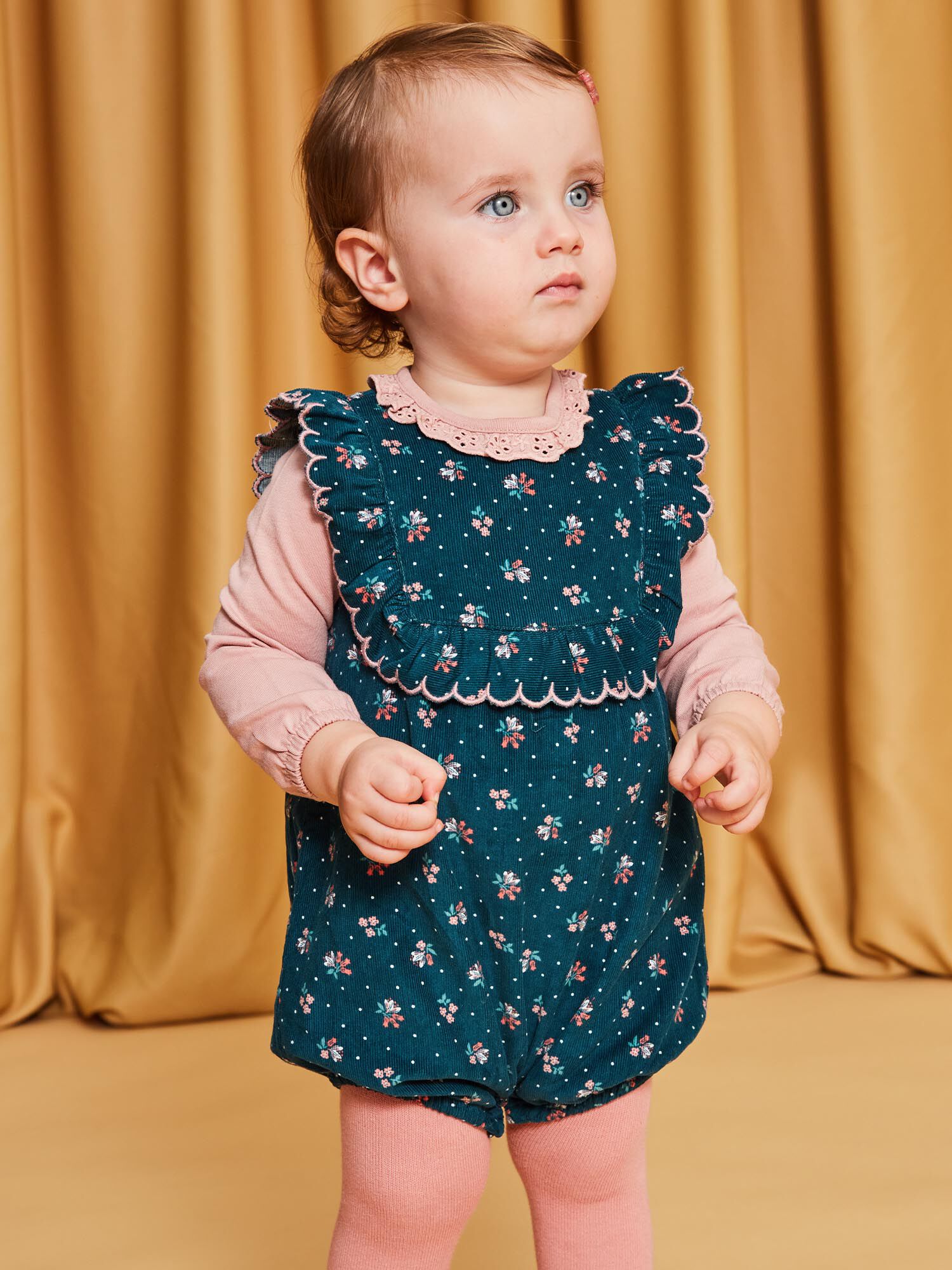 Tenue Barboteuse et Maille jolies