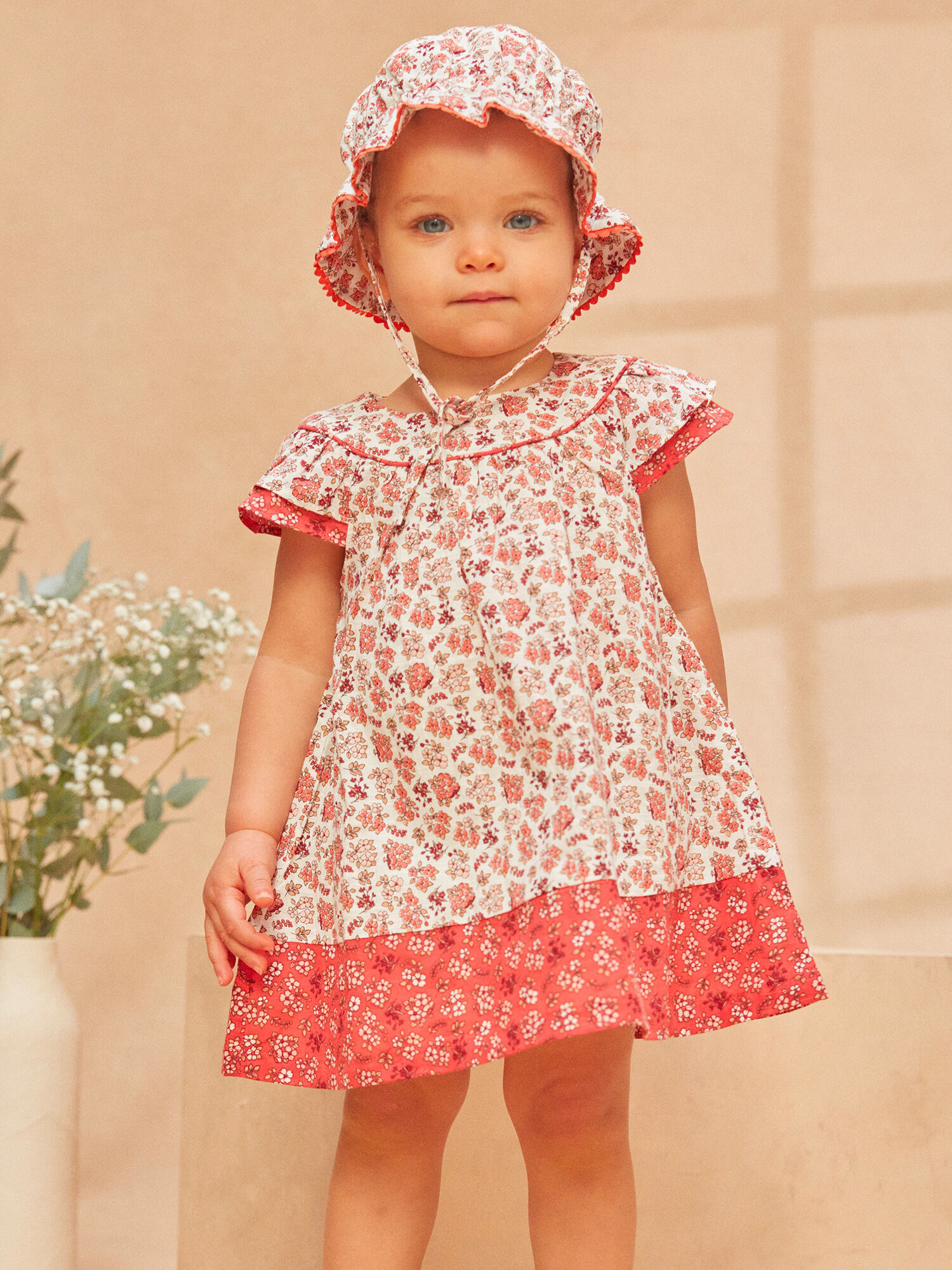 Habille bébé store fille