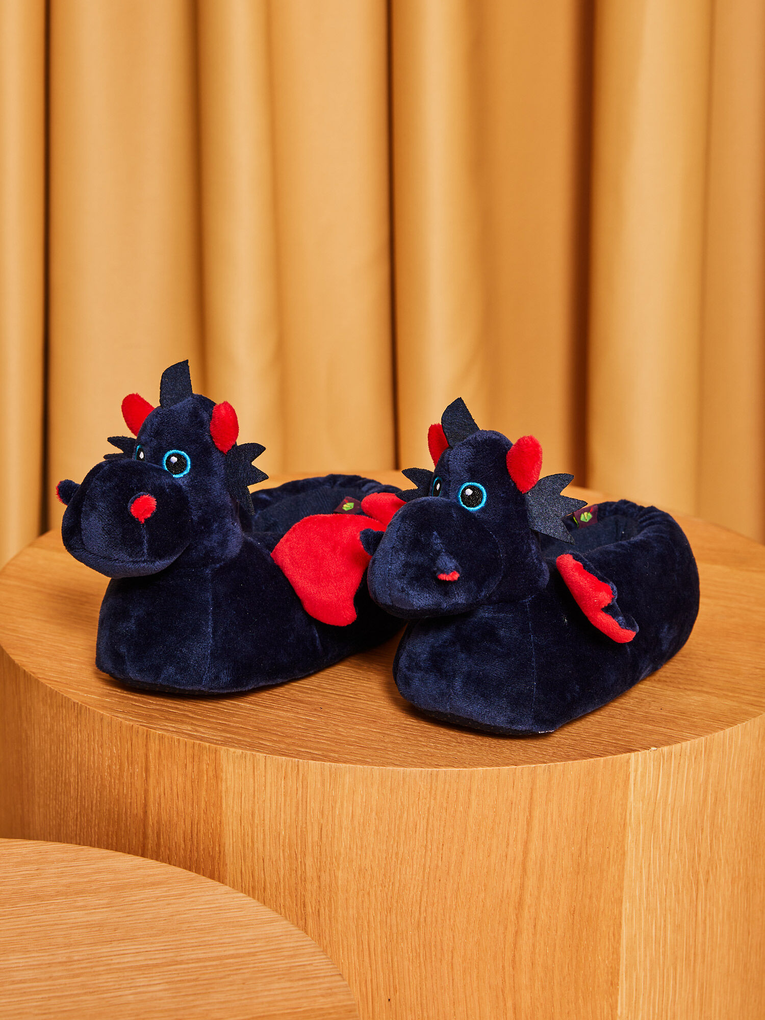 Pantoufles animation 3D dragon