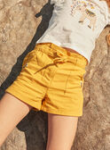 Short jaune moutarde en coton et en lin FOSHOETTE 2 / 23E2PFP2SHOB106