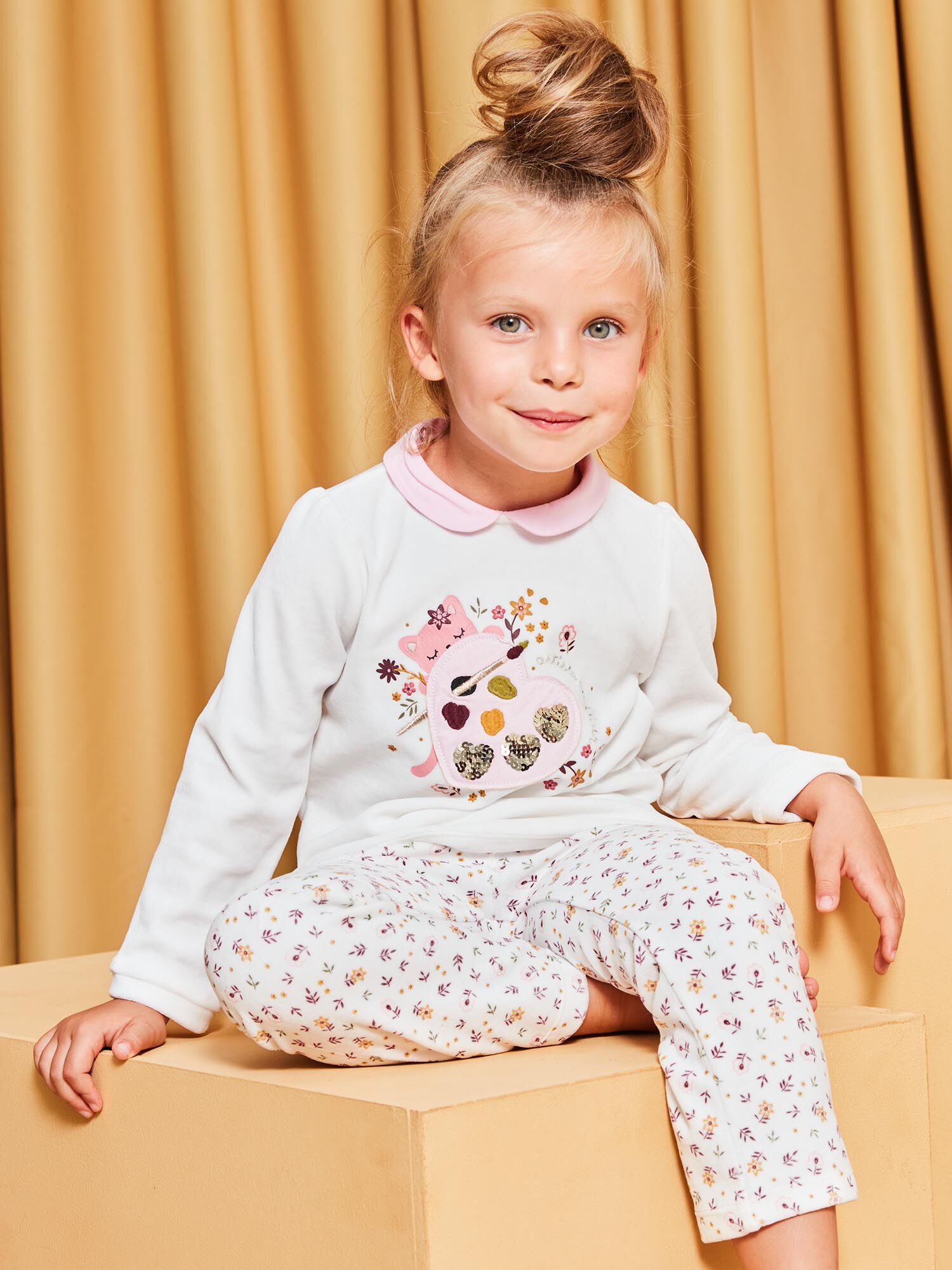 Pyjama naissance Petit lapin Pyjama velours b b Livraison