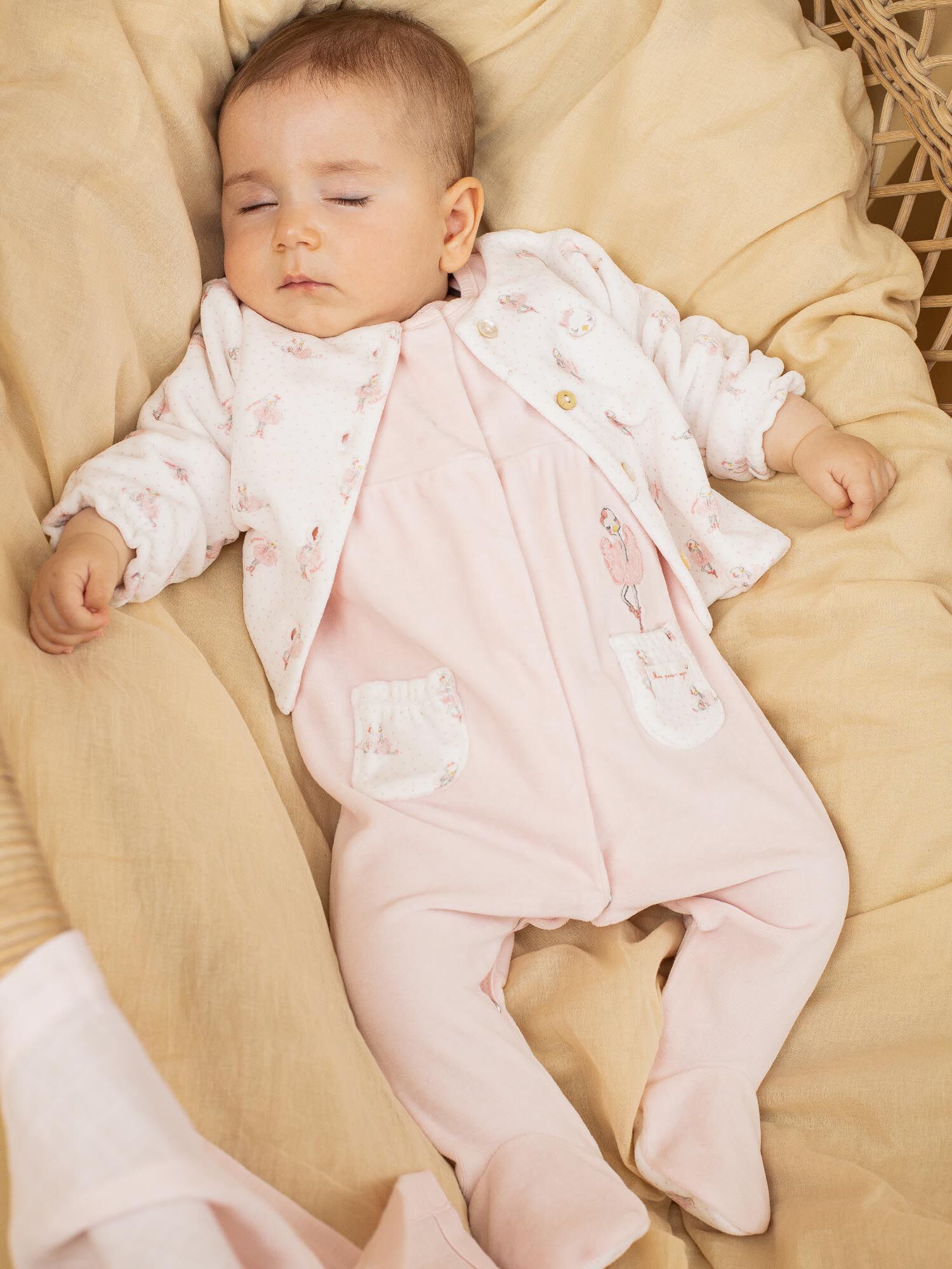 Ensemble pyjama sales bonnet naissance fille