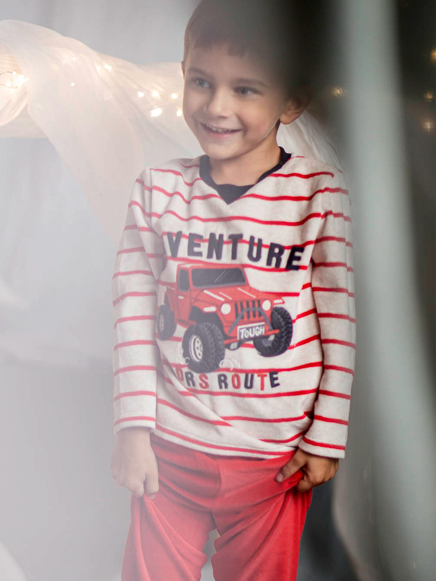 Pyjama voiture en velours beige et rouge enfant garcon Garcon Sergent Major