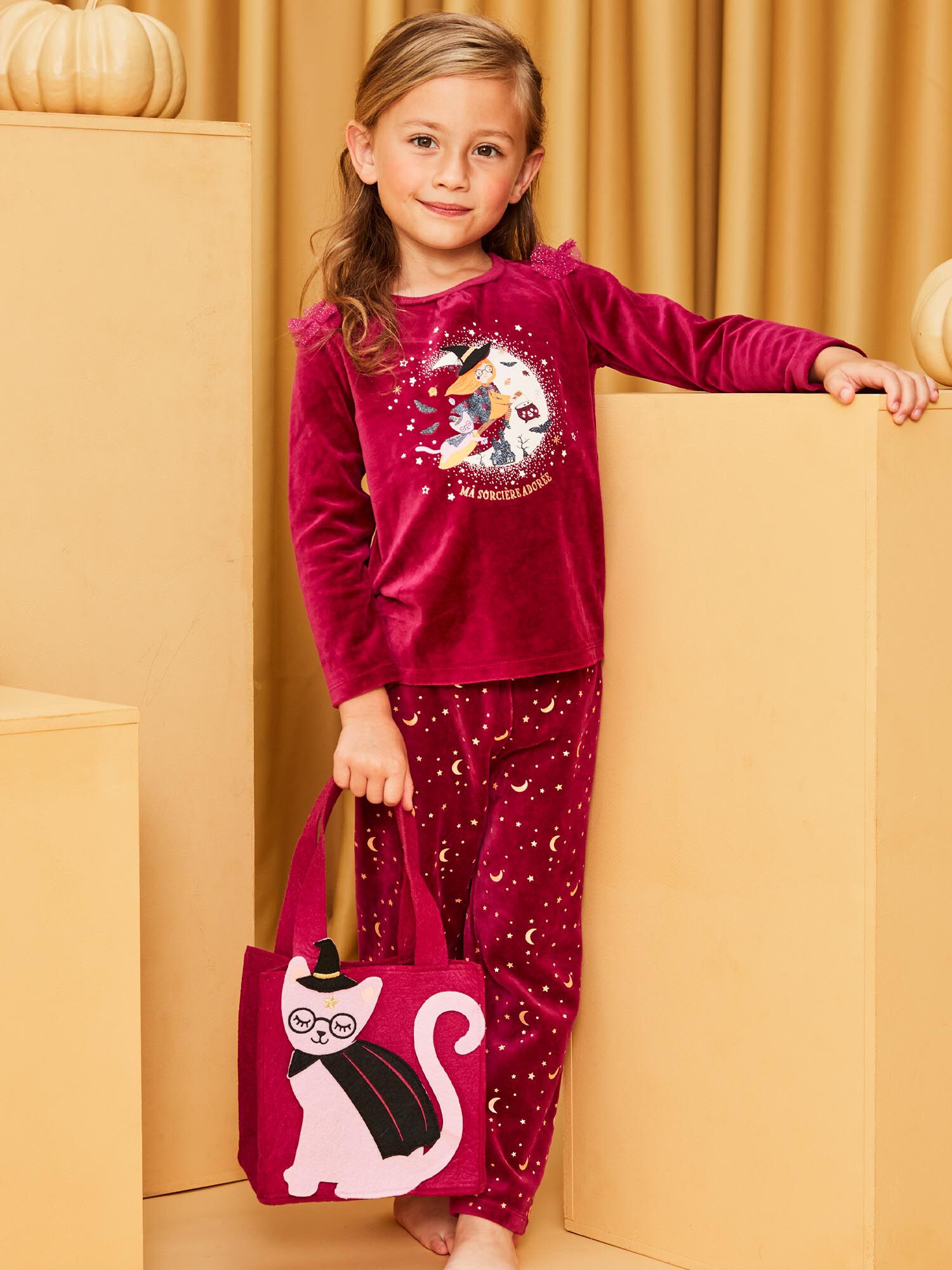 Ensemble pyjama en velours et sac imprim Sorci re