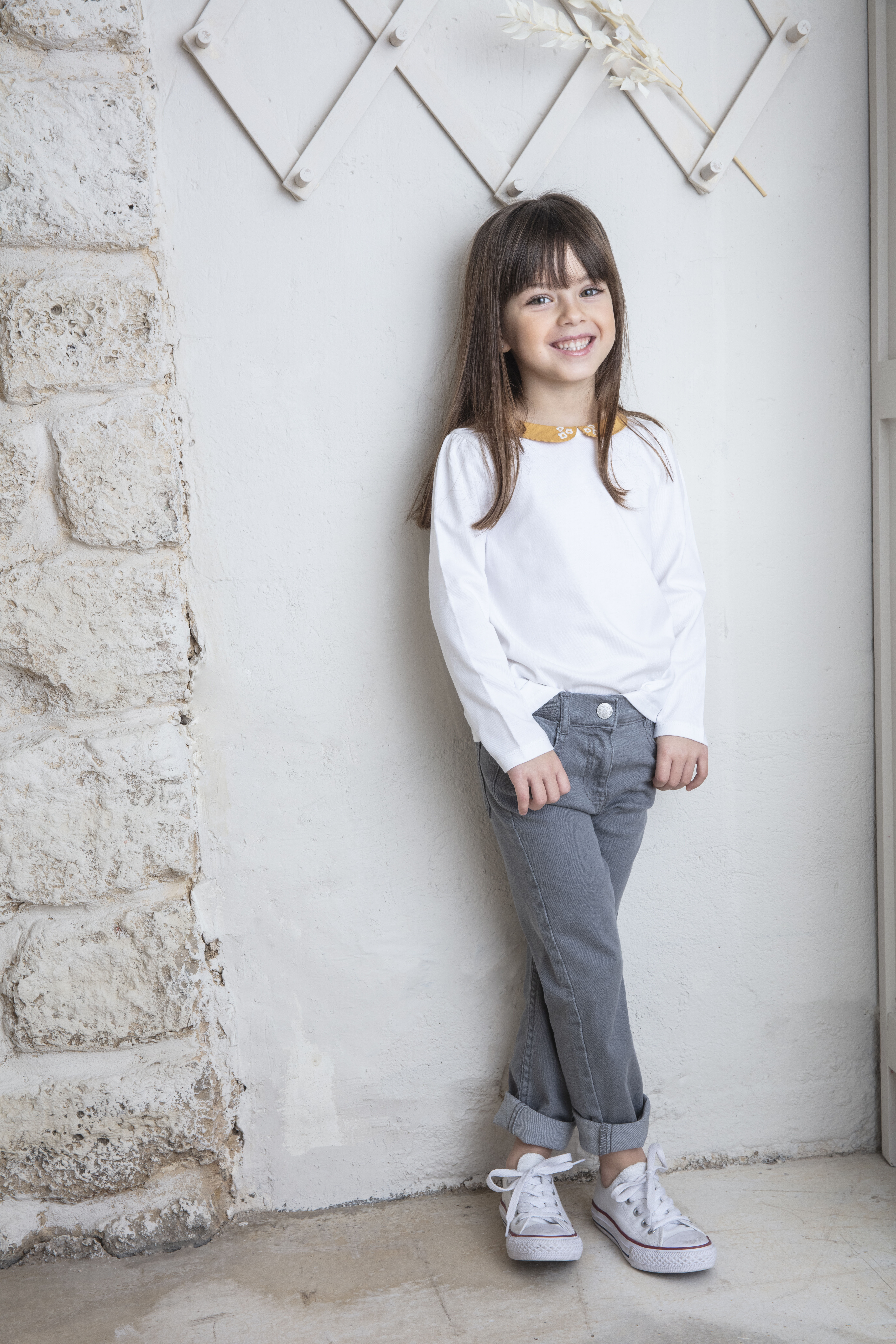 Jean gris à taille élastiquée enfant